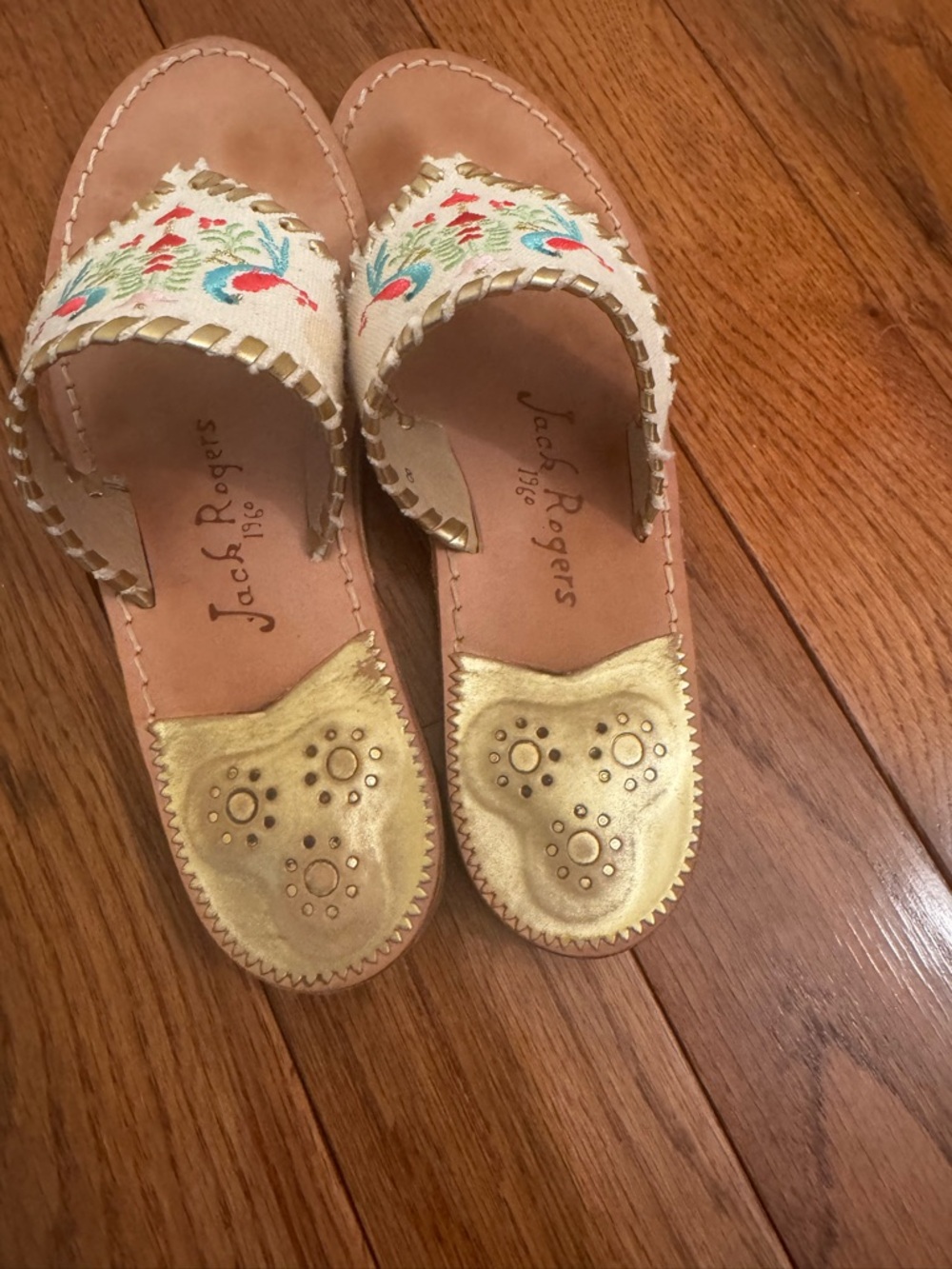 Jack Rogers Parrots Cream Embroidered Thong Sandal with Gold Accents - Picture 4 of 8